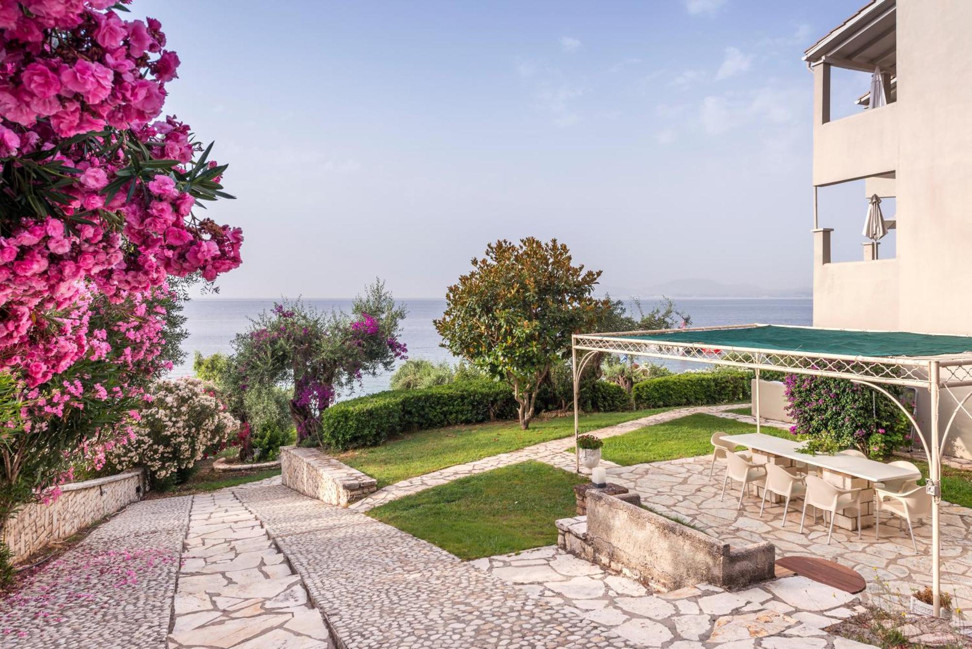 Krouzeri Beach Apartments Nisaki  Ngoại thất bức ảnh