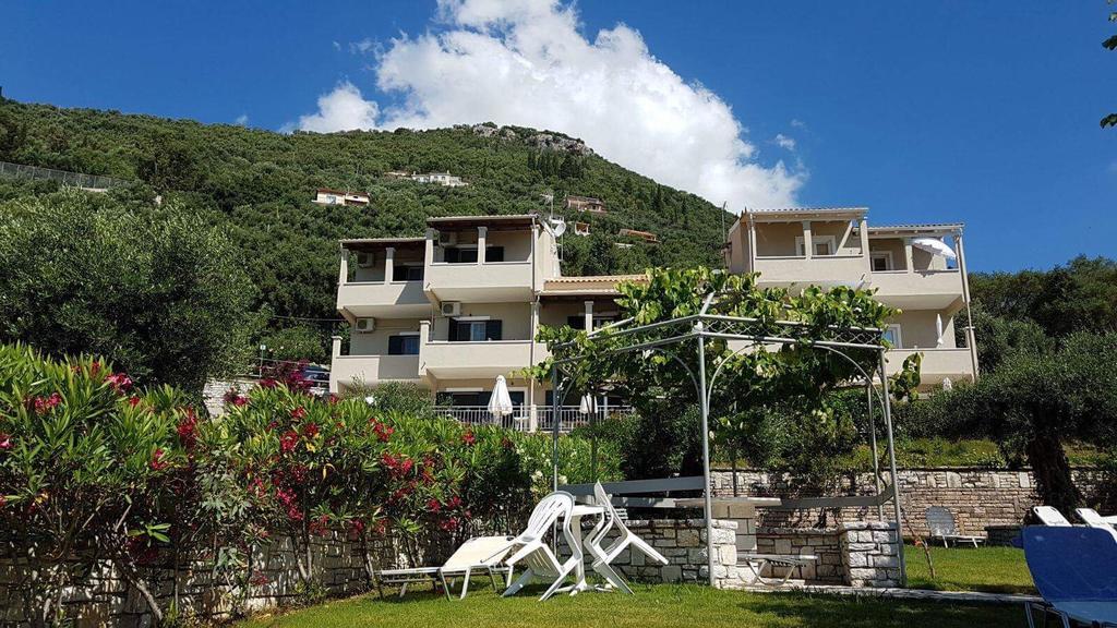Krouzeri Beach Apartments Nisaki  Ngoại thất bức ảnh